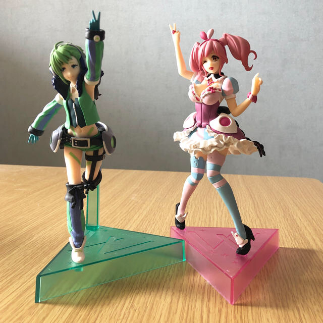 マクロスΔ ワルキューレフィギュア 7点セット 美品 箱なしの通販 by と