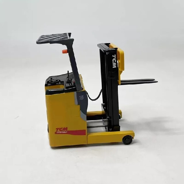 TCM FRB-VIIIリーチフォークリフト 1/20スケールの通販 by ショップ