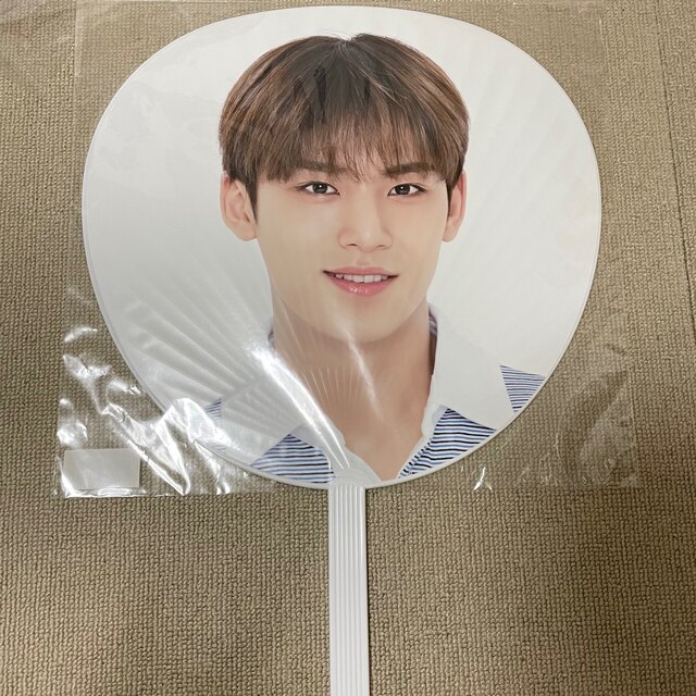 SEVENTEEN - seventeen ミンギュ うちわの通販 by angerosa29