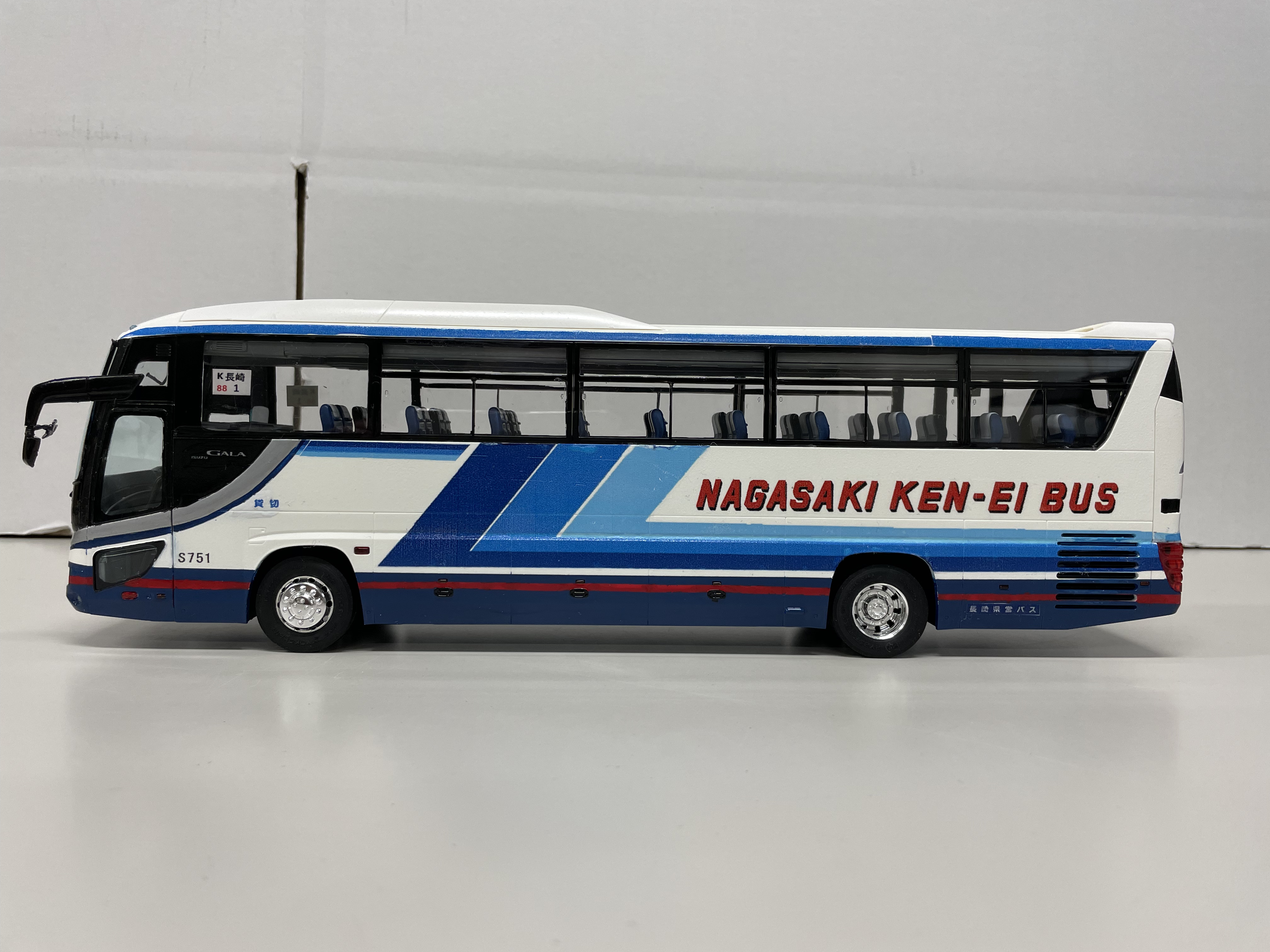 長崎県営バス フジミ1/32いすゞガーラ 観光バス｜車・AUTO｜プラモデル