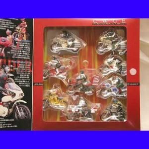 キャラウィール アルティメッドエディション「栄光の8人ライダー