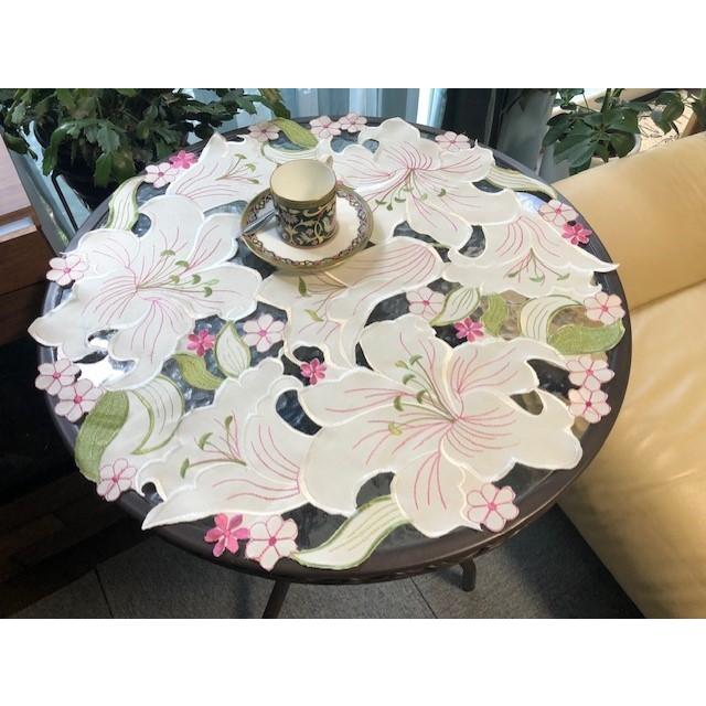 カサブランカ 40X85 cm カットワーク刺繍 テーブルセンター テーブル