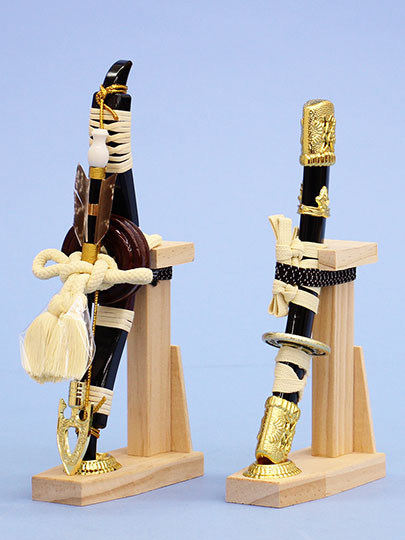 兜や鎧、五月人形と一緒に飾る、弓太刀の単品販売 – 寿鳳人形の東芸