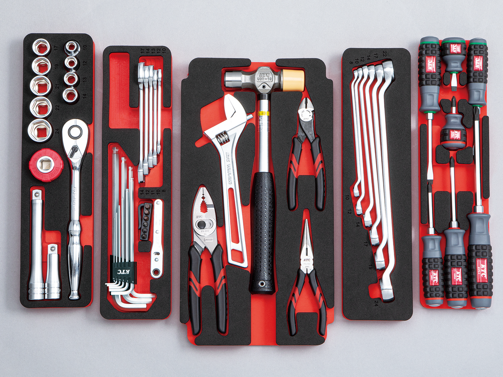 工具セット（両開きメタルケースタイプ）［52点］ | KTCツール