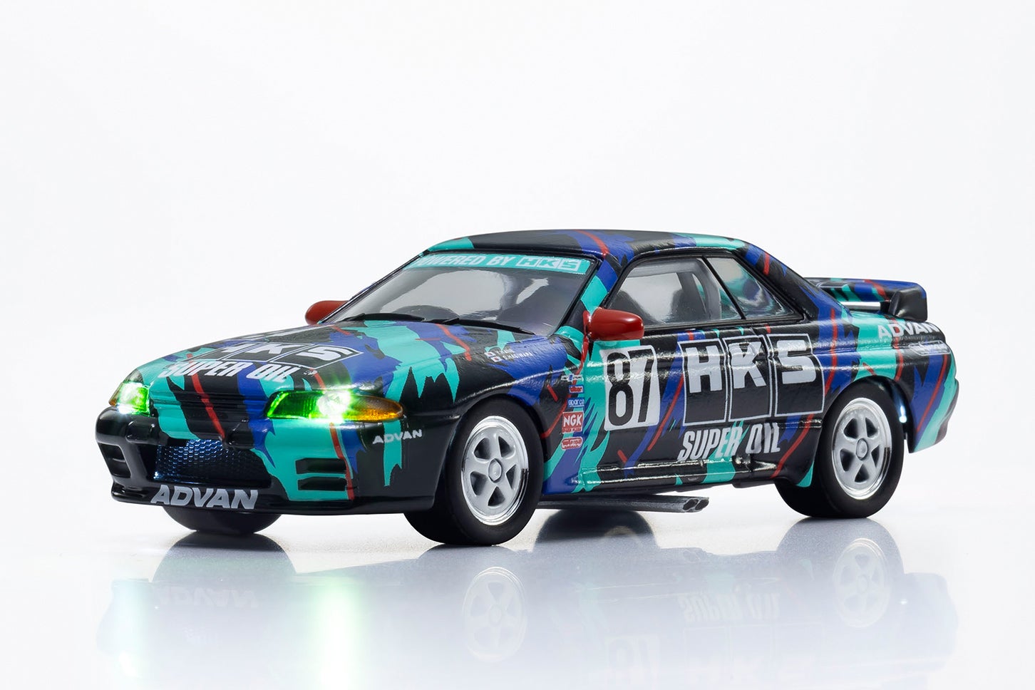 ファミマで買えるミニカーに「HKS スカイラインGT-R」が登場！ 京商