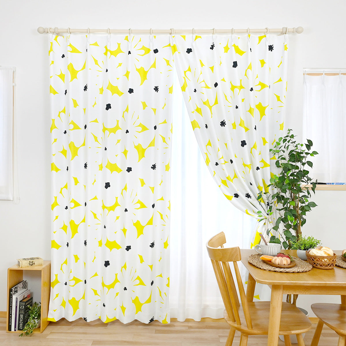 新色登場】大人気の北欧風花柄カーテン〈フィオーレ〉 – 満天カーテン