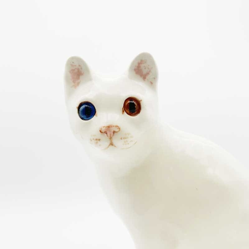 ウィンスタンレイキャット オッドアイの白猫 サイズ3 ケンジントン