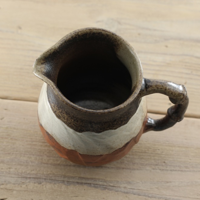 益子焼｜【益子焼】水差し ピッチャー 陶器 カラフェ ふっくら 削り