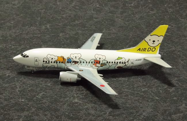 1/200 北海道国際航空（AIR DO）ボーイング737-500 ベア・ドゥ