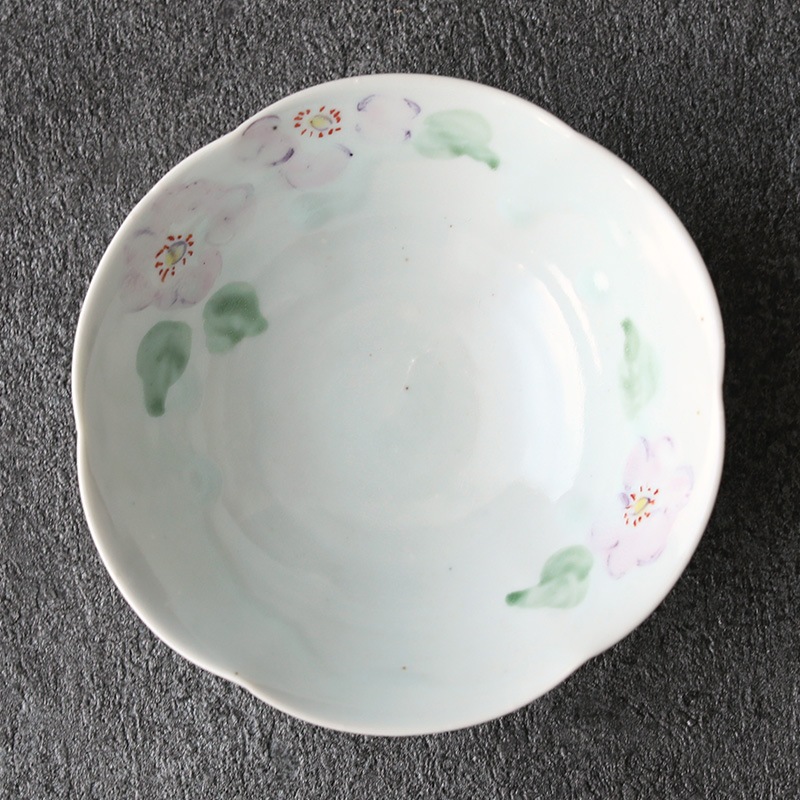 佐藤もも子｜色絵桃色花文輪花小鉢 | 趣佳[syuca.jp] オンライン