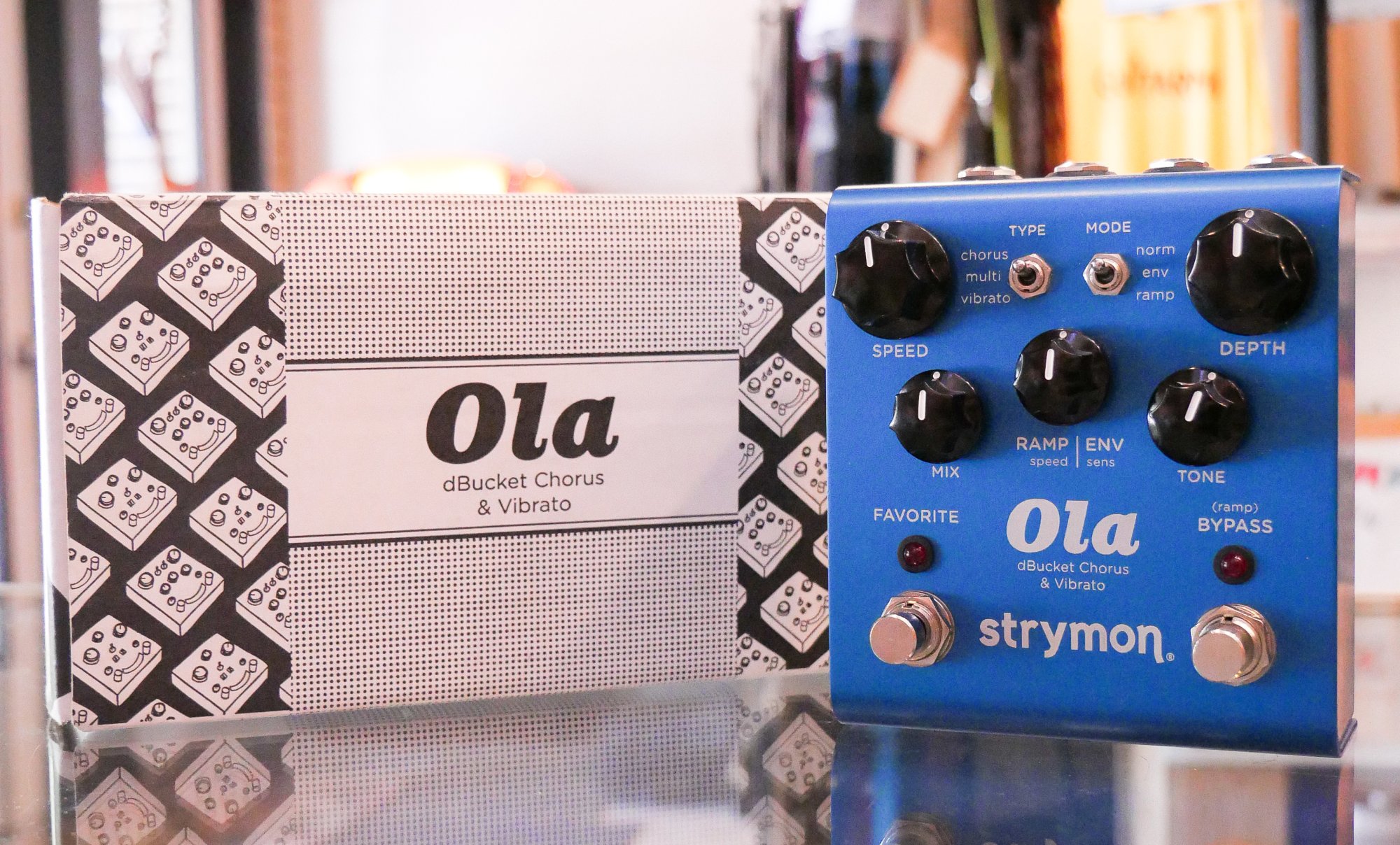 Strymon Ola Chorus and Vibrato w/box