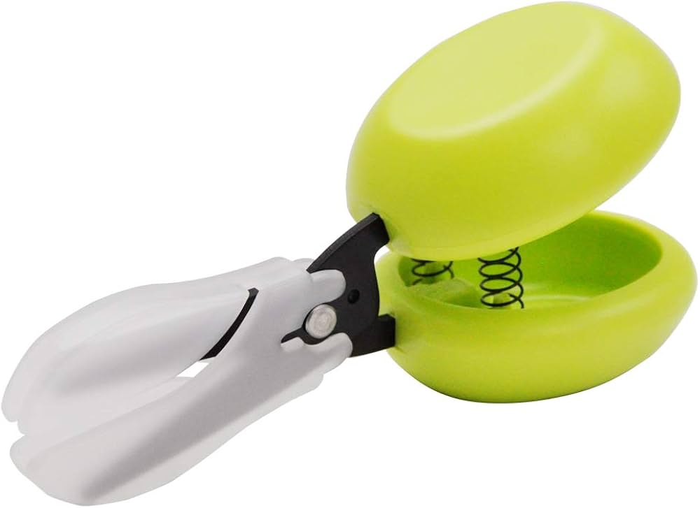 Amazon.co.jp: 長谷川刃物 HARAC はさみ カバー付き Casta グリーン D