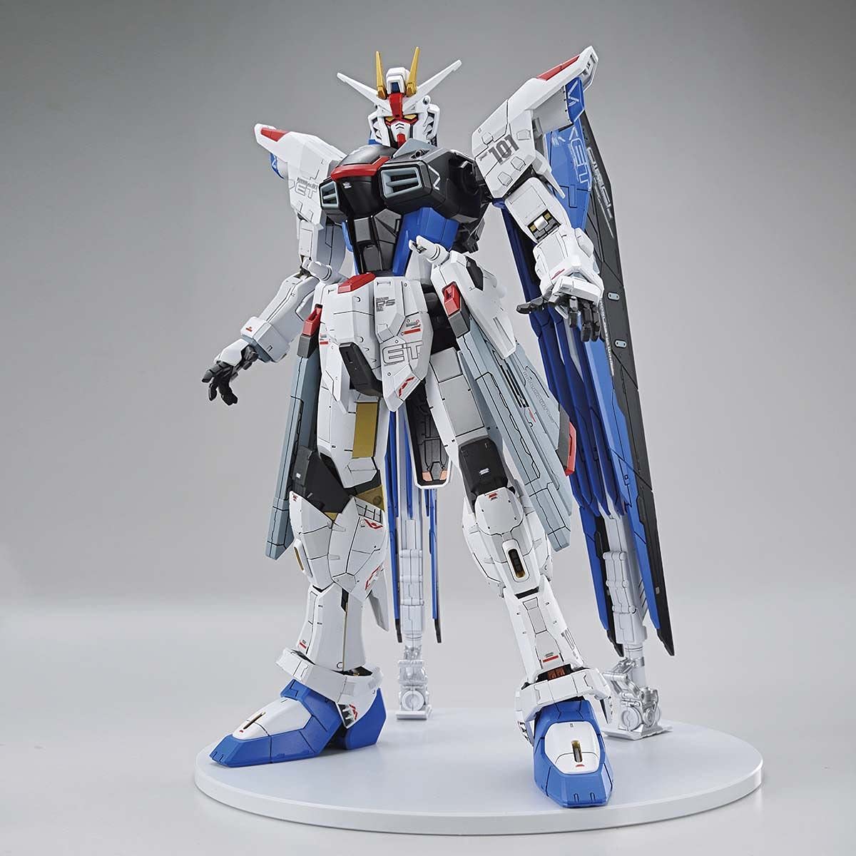 Amazon | バンダイスピリッツ フルメカニクス 1/100 【ガンダムベース