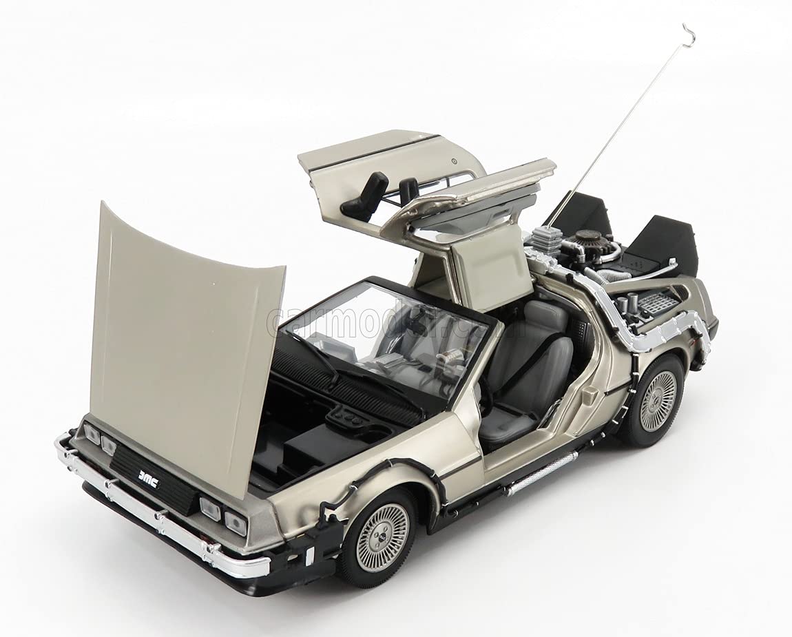 Amazon.co.jp: 1/18 Back to the Future Part I Delorean 2711 : Hobbies