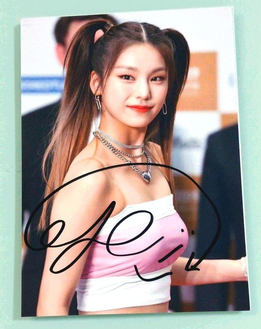 ITZY イェジ直筆サイン チェキ GWBG