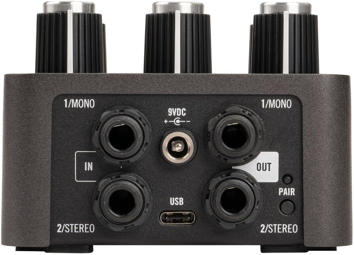 Universal Audio UAFX Dream '65 Reverb Amplifier Pedal - Bundle