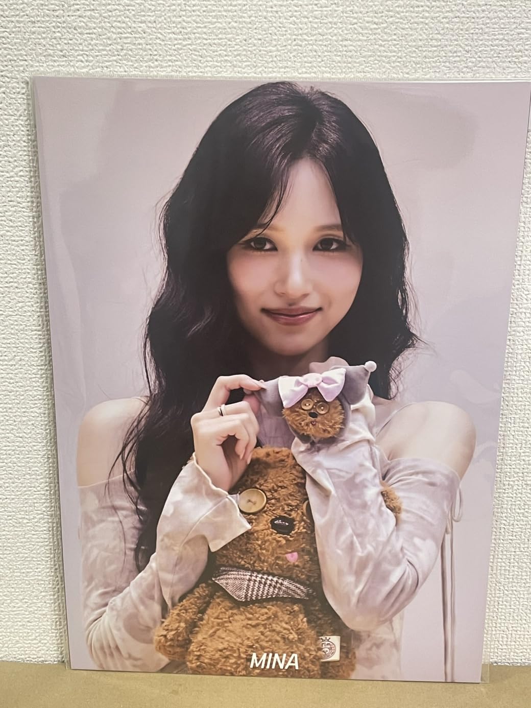 Amazon.co.jp: ミナ グッズ ポスター 12枚 + シールセット 1枚 12