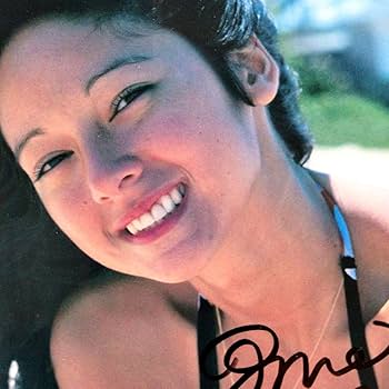 Amazon.co.jp: アグネスラム直筆サイン入り2Lサイズ写真…Agnes Lum