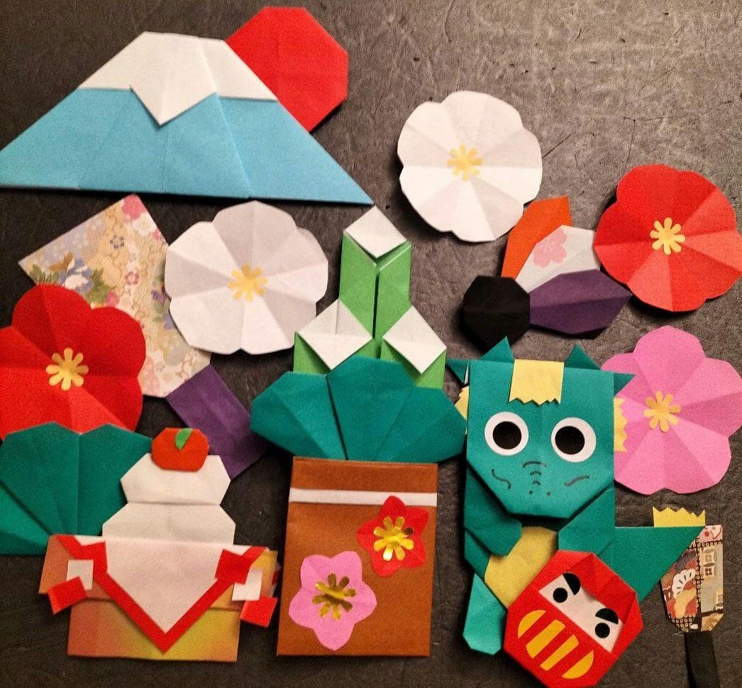 Amazon.co.jp: 折り紙 お正月 壁面 辰年 富士山 羽子板等 リース作り等