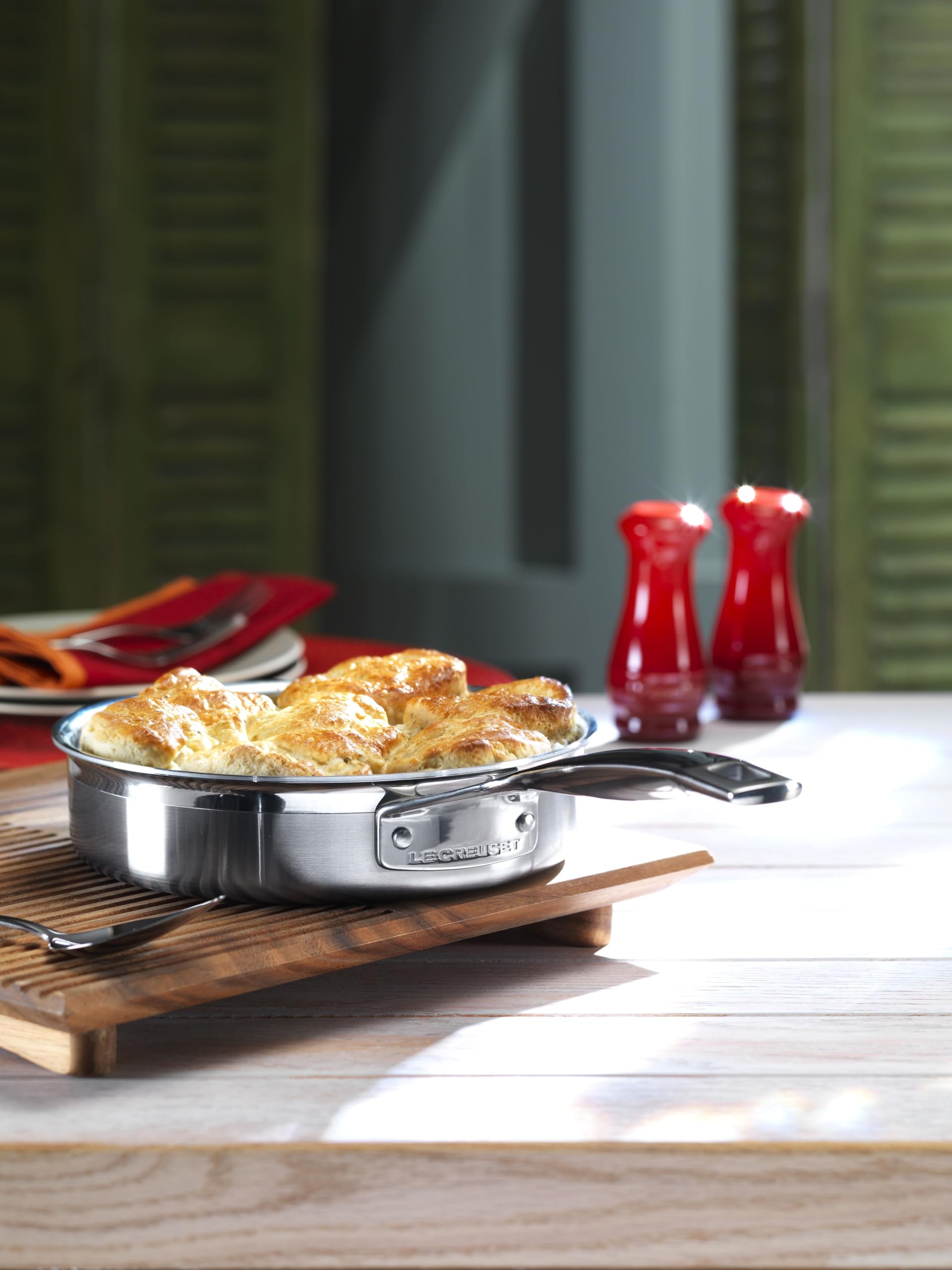 Amazon | ル・クルーゼ ソルト＆ペッパー・シェイカーセット