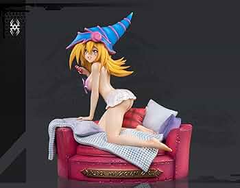 Amazon.co.jp: ブラック・マジシャン・ガール フィギュア 1/4スケール