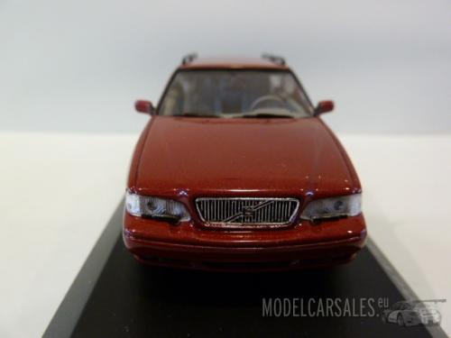 Volvo V70 Break Red Metallic 1:43 430171812 MINICHAMPS diecast