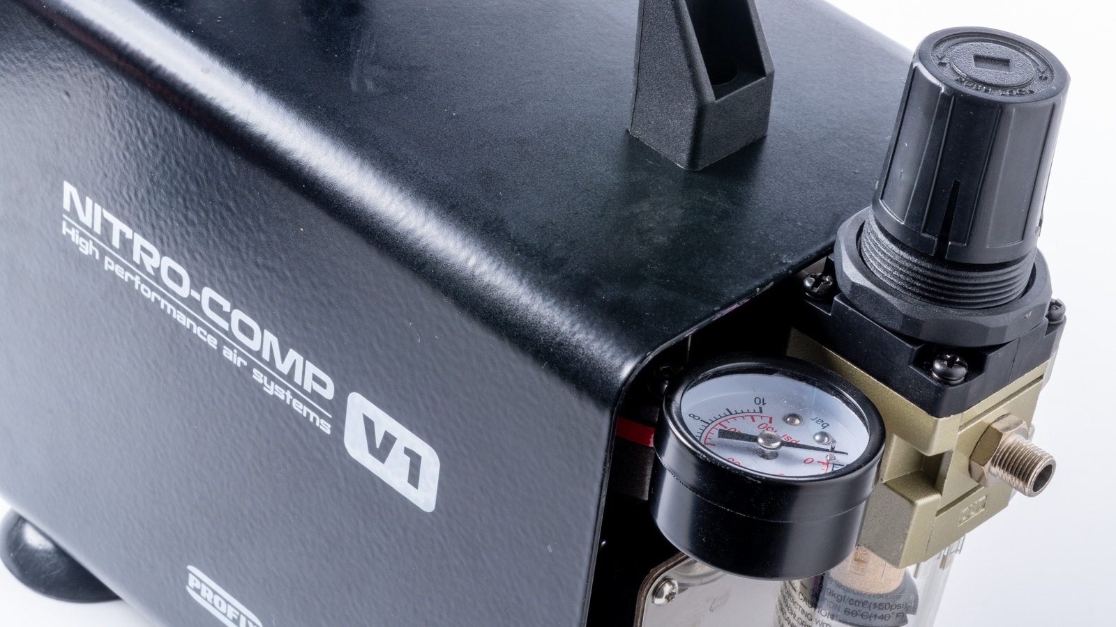 全エアブラシユーザー（予備軍含む）に超馬力コンプレッサーを驚安で手