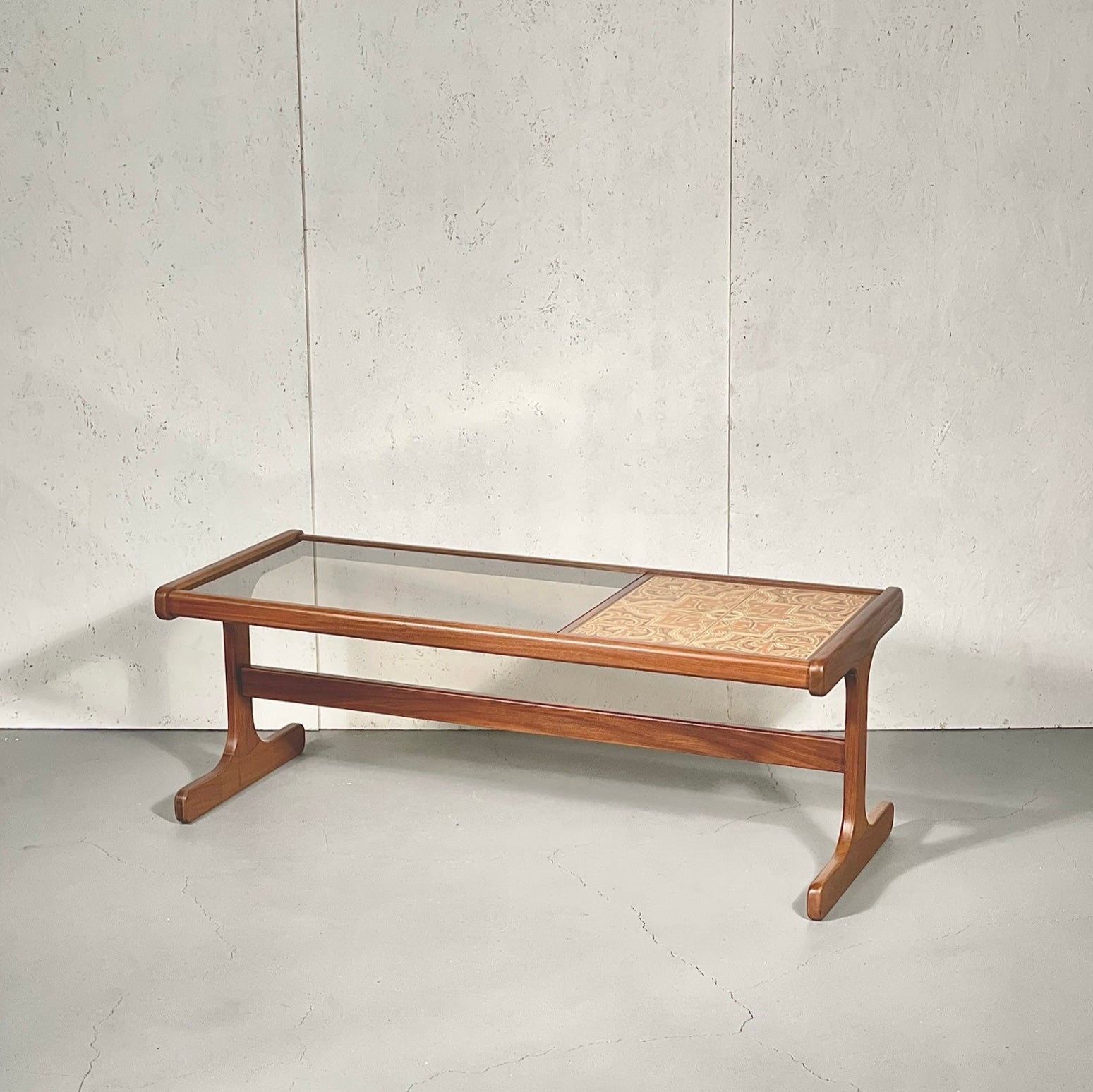 G-PLAN(ジープラン) / TILE & GLASS TOP COFFEE TABLE タイル ガラス