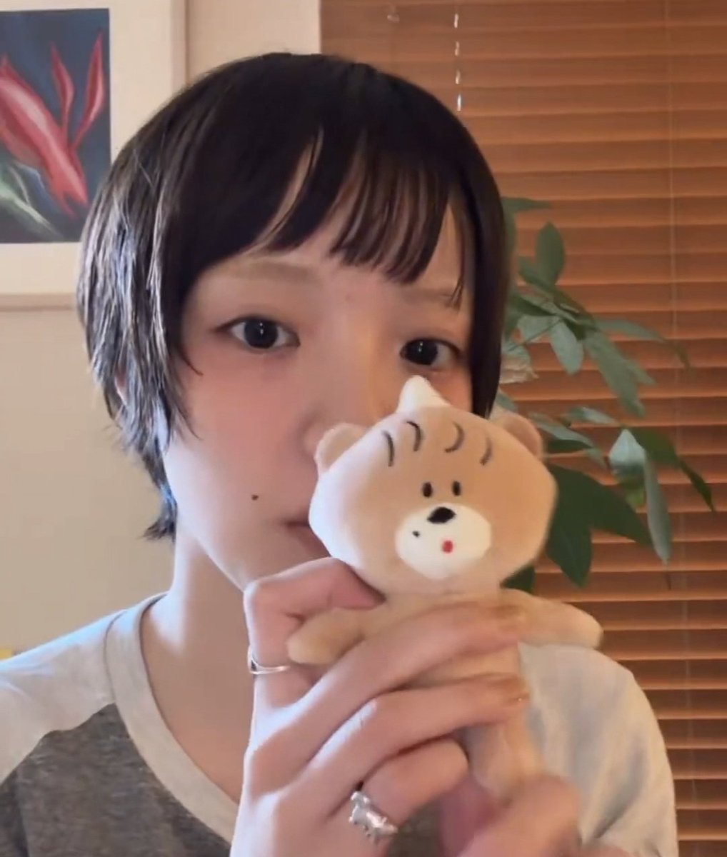 あくまちゃん、ずーと欲しかった～🎵 スリッパしか持ってなかったから