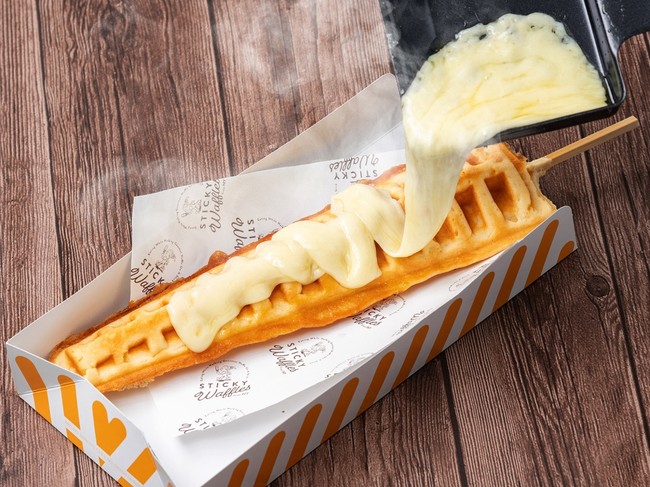 デコって映える”ワッフル専門店が、ついに関東に登場！「22センチ」と