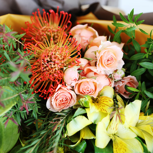 花束】XXXLサイズ｜黄色・オレンジ｜花屋の通販｜ブーケ｜誕生日／結婚