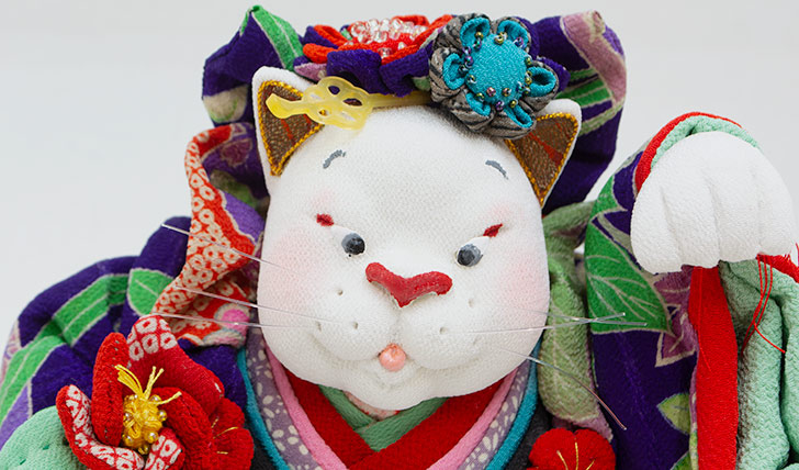 和雑貨 四季彩堂 オンラインショップ / 古布創作人形 招きにゃんこ左手