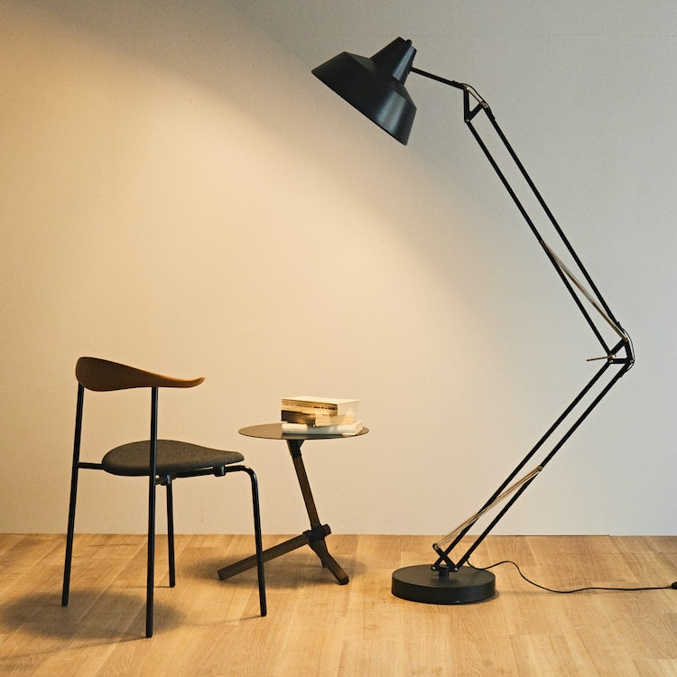 マルティ フロアランプ | ハモサ(HERMOSA) | リグナテラス東京