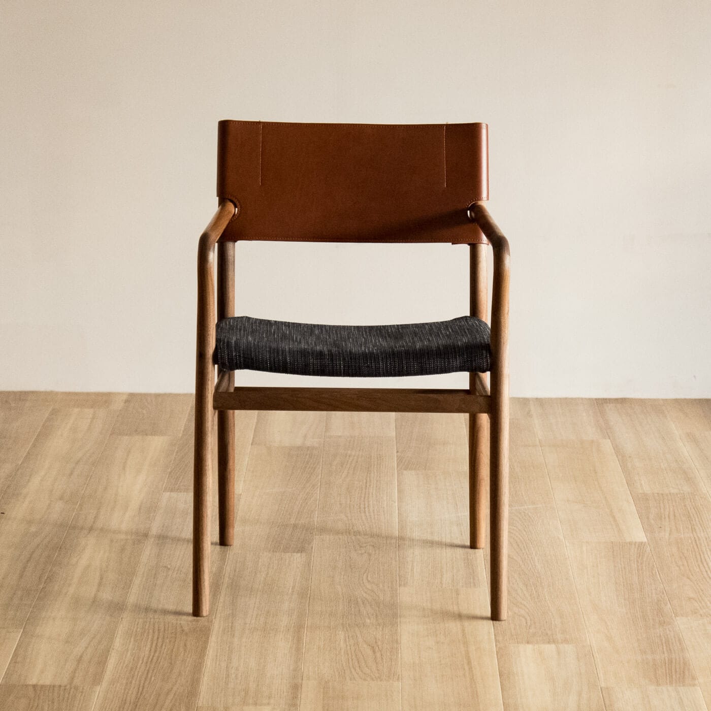 UC3 ダイニングチェア(ウォールナット) (樹種ウォールナット（クリア