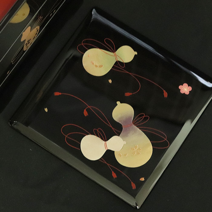 重箱 3段 日本製 国産 会津漆器 6.0 三段重共足 ひさご 黒 内朱 6寸 5