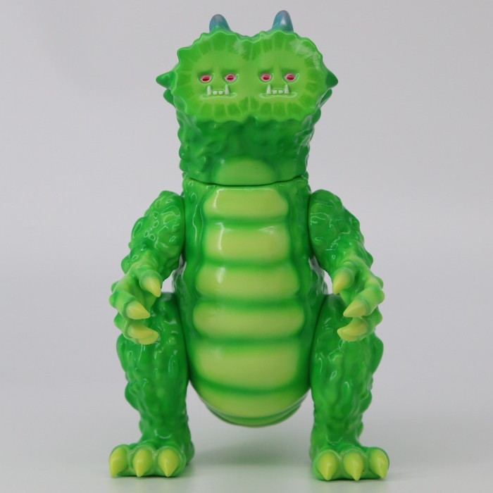 岡田悠助氏／ToyFieldsの初個展「MUTATION」に突然変異の「ゴーヤ怪獣