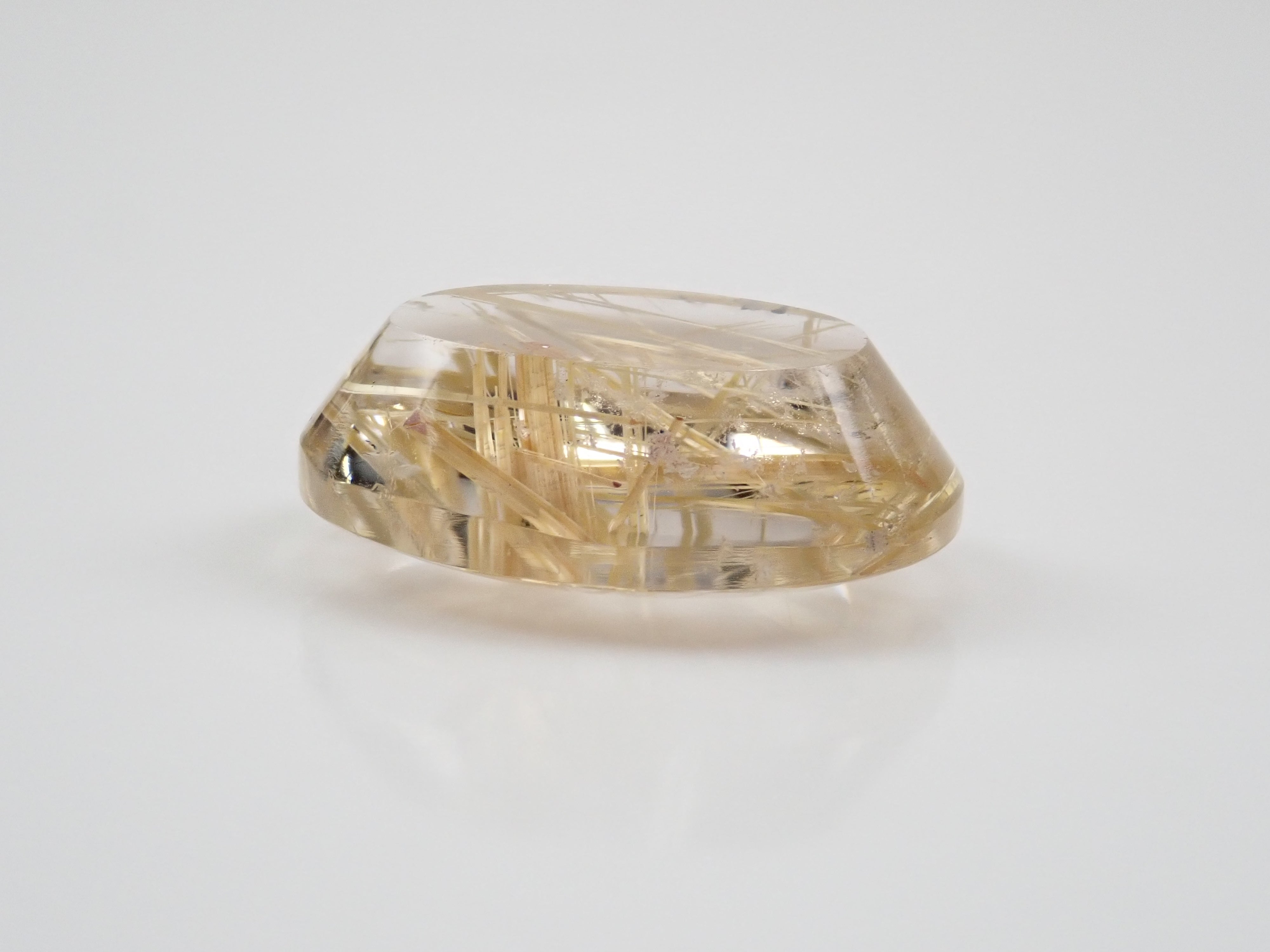 ルチルクォーツ（ルチルレイテッドクォーツ） 7.440ctルース（太陽