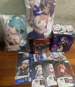 NIKKE 一番くじ a賞 ラピ ラストワン賞 モダニア クッション - メルカリ