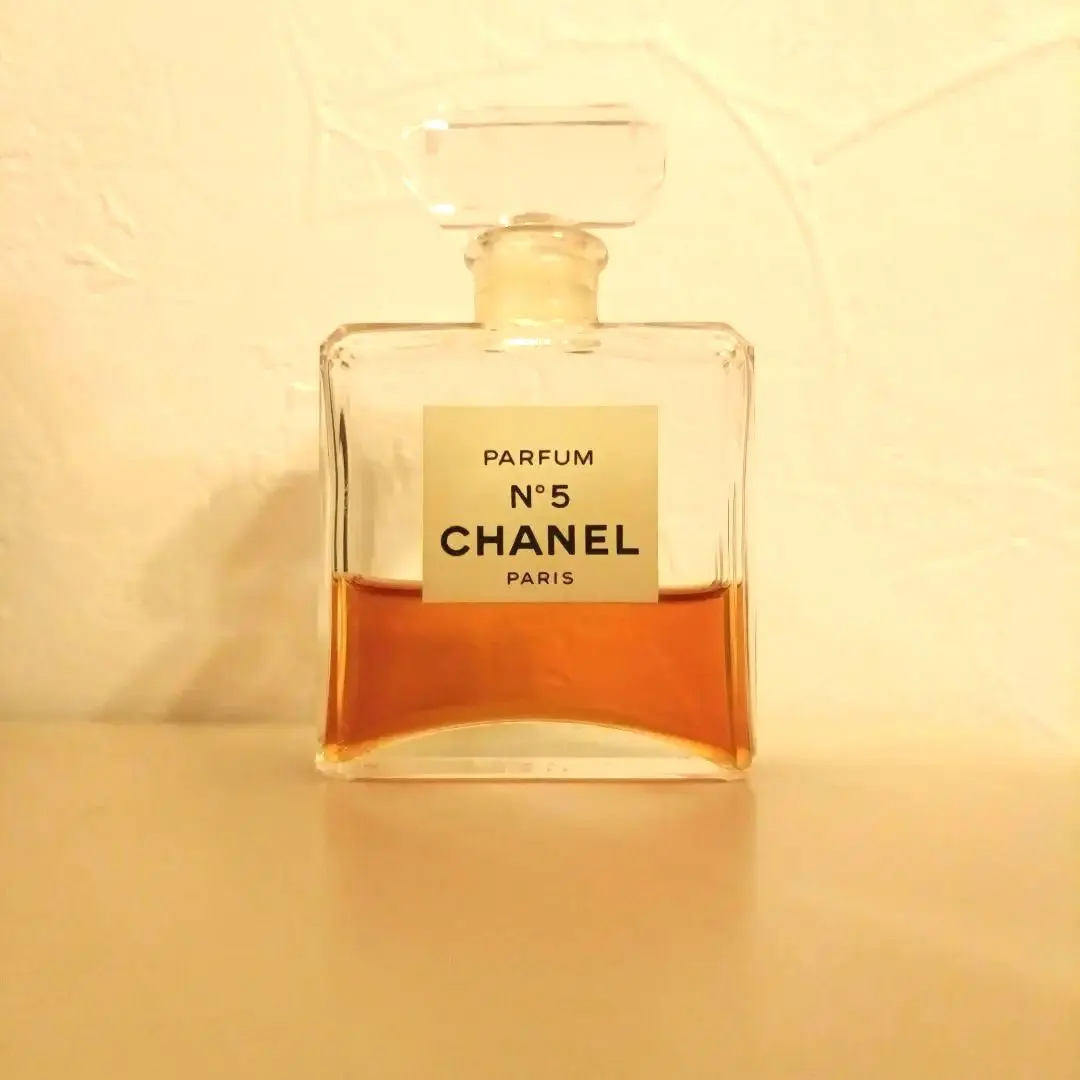 2026年最新】シャネルNo5空瓶の人気アイテム - メルカリ