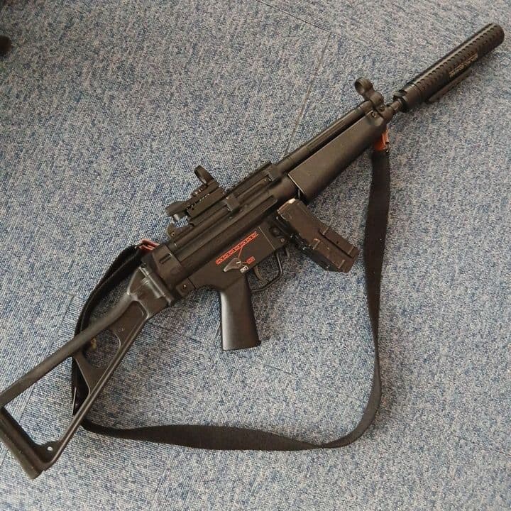 マルイMP5ハイサイクル（クリスマスまで値引き） TOKYO MARUI（東京マルイ） MP5 クルツ HC ハイサイクル電動ガン