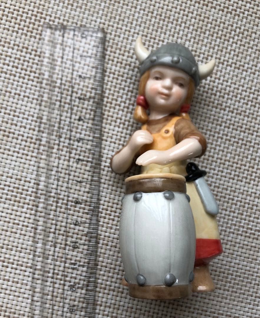 ロイヤルコペンハーゲン フィギュリン バイキング 女の子 少女 置物