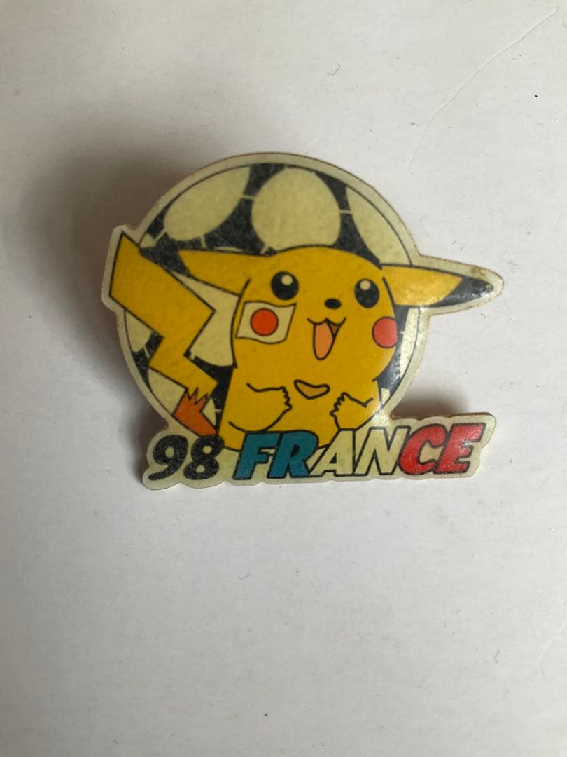1998年 FIFA ワールドカップ フランス大会 ピカチュウ ピンバッジ 1998年 FIFA ワールドカップ フランス大会 ピカチュウ ピンバッジ