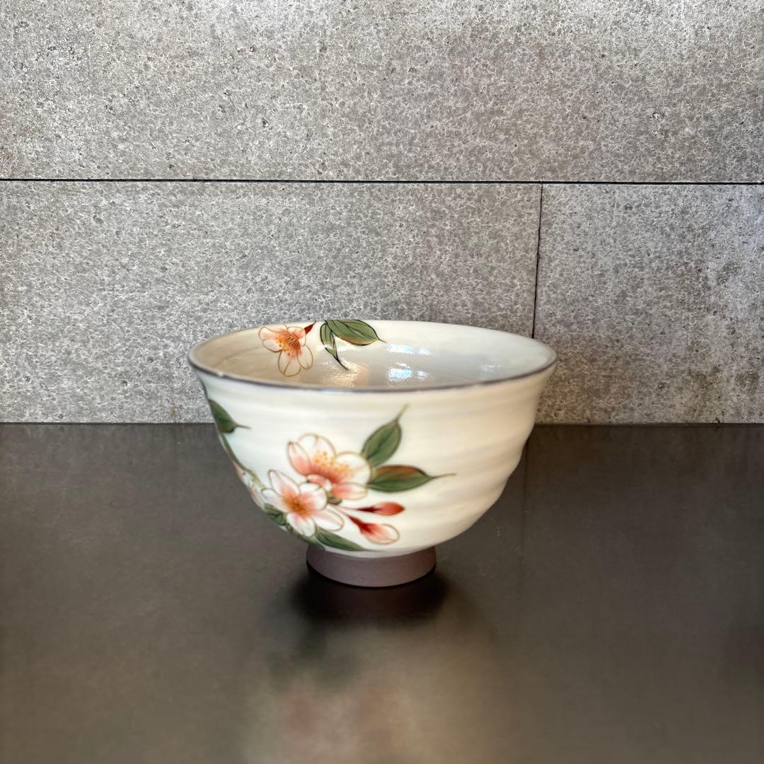 《ほぼ新品》美品【陶葊】京焼　白掛彩草花　色絵付け　陶あん　桜　茶碗