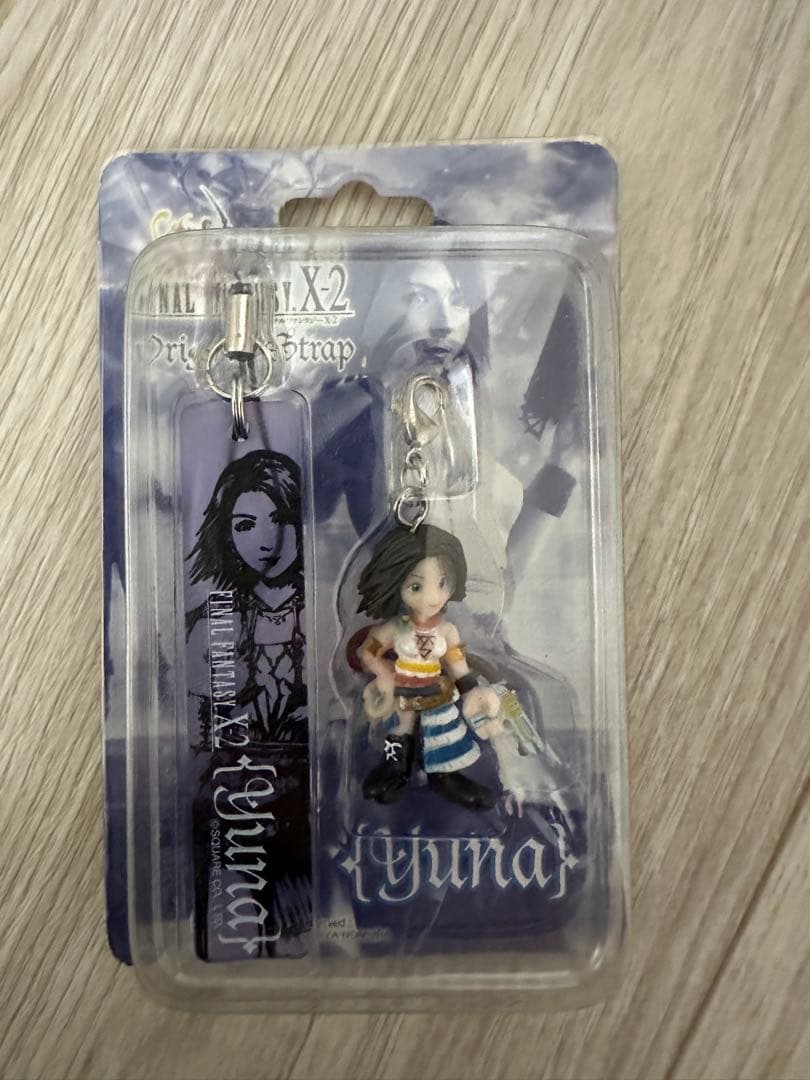 【レア】FFX-2 ユウナ ストラップ フィギュア付き ファイナルファンタジーⅩ-2 ユウナストラップ 2個セット ff10 X-2