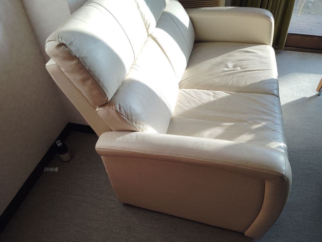 クリーム色 2人掛けソファ カリモク家具 ソファ 2.5人掛け「Z304」半革 全2色 | 【公式】大塚家具