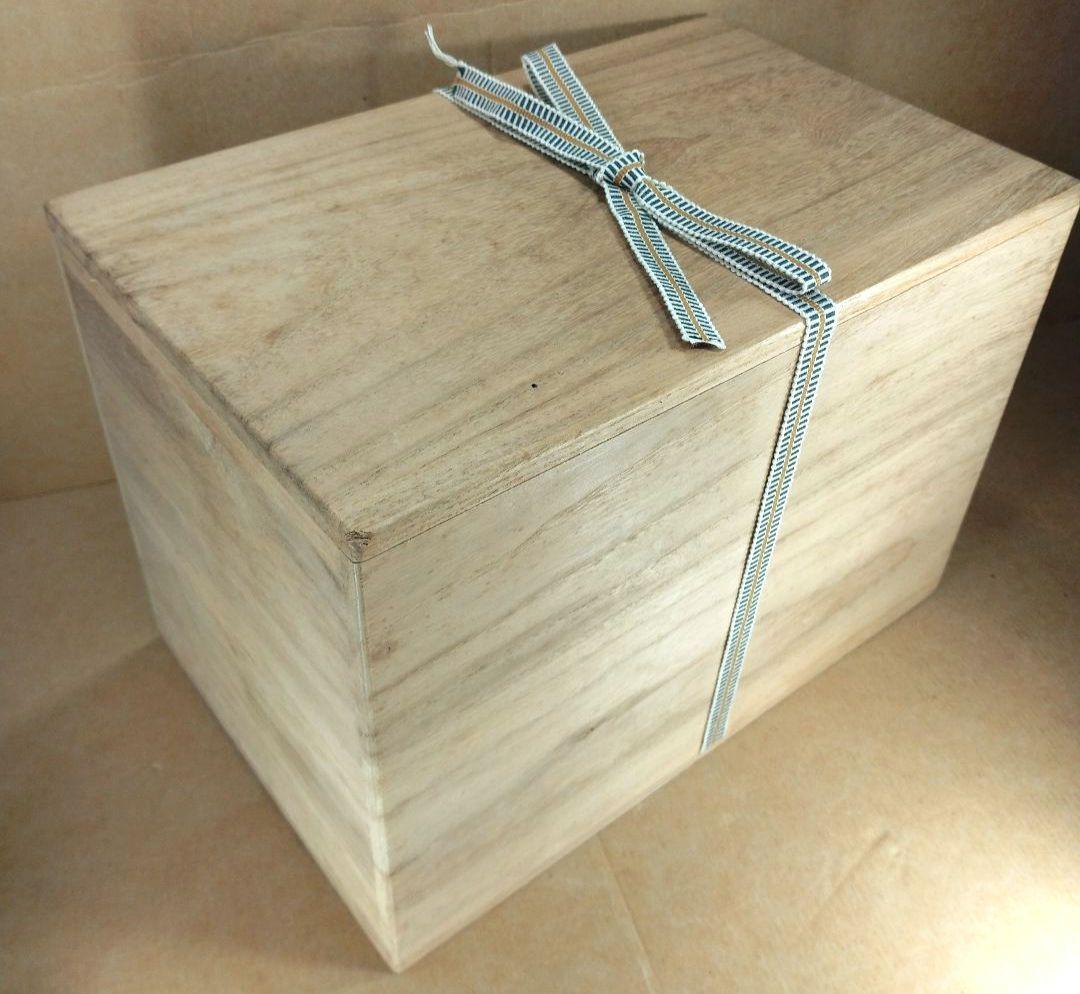 れれれ様専用【本物保証】金城次郎 クヮンカミヤー紋抱瓶 共箱 栞 w28