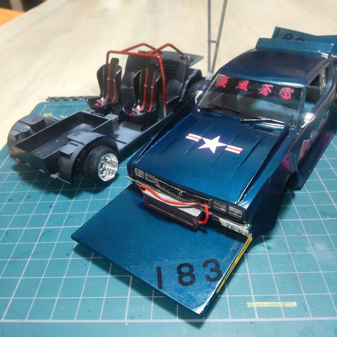 アオシマ1/24ケンメリ2Dr改！街道レーサー（レッドブル仕様）塗装済