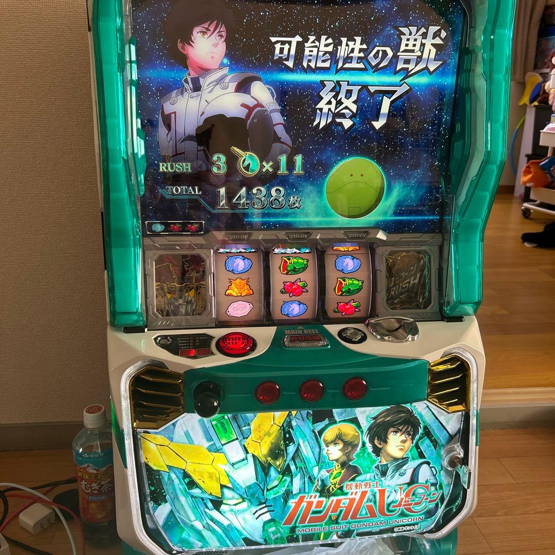 ガンダムユニコーン コイン不要機 実機 - メルカリ