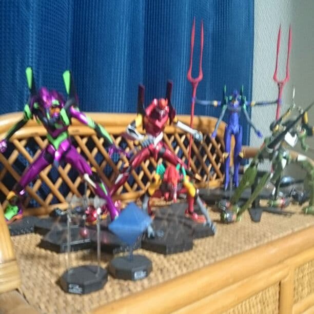 エヴァンゲリオン フィギュア『値下げ中』 最終値下げ‼️】エヴァンゲリオン 初号機フィギュア 2体セット - メルカリ