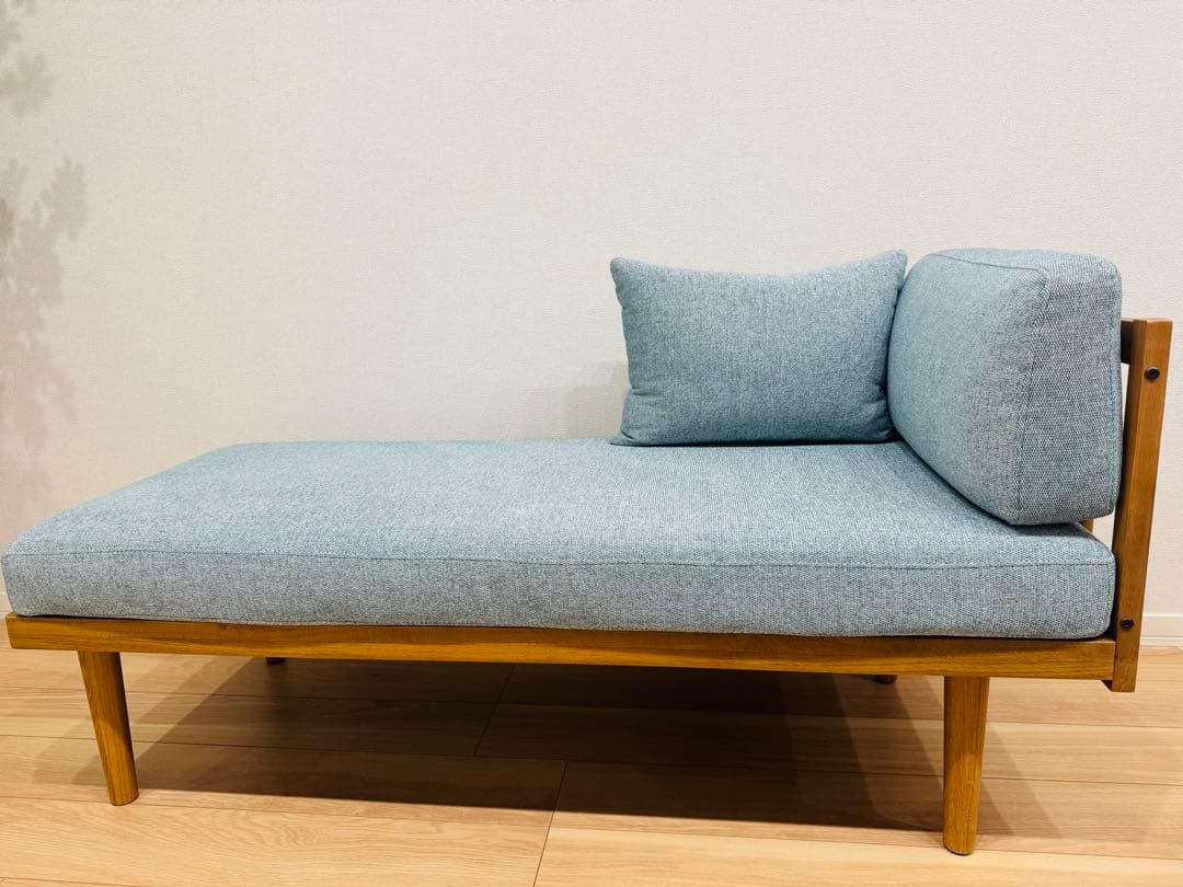 unico KINNA(キナ)　ベンチアーム ウニコ / unico キナ / KINNA ベンチアームソファ 未使用 スリム